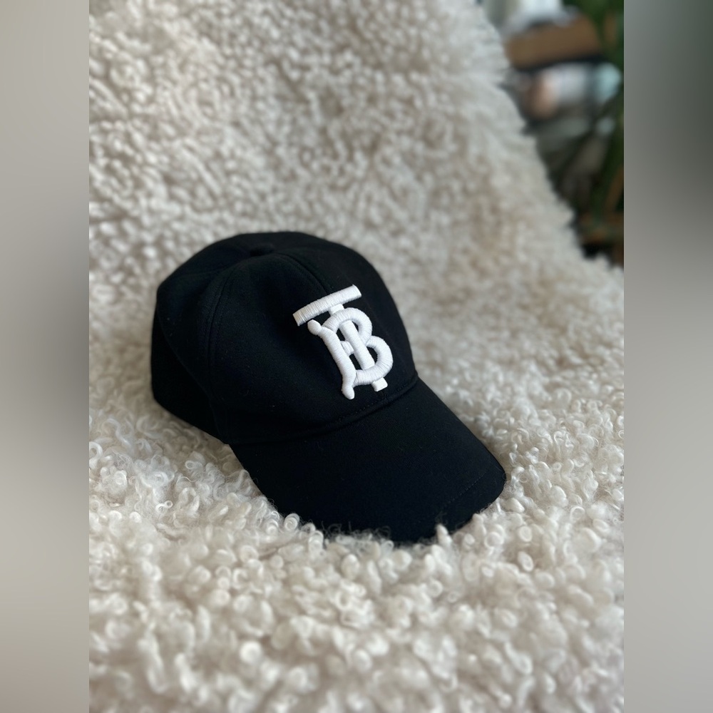 🖤☁️ Authentic Burberry Monogram Motif Cotton Jersey Ball Cap 🧢☁️🖤 - Medium